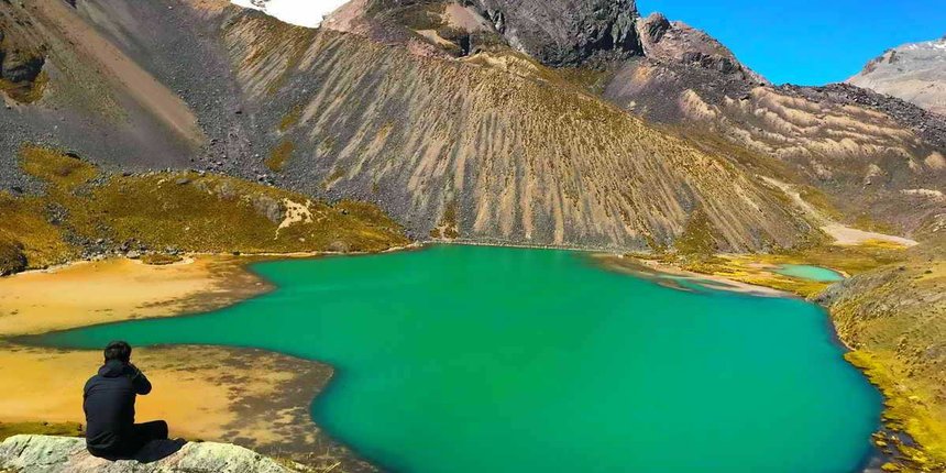Lagunas Del Ausangate