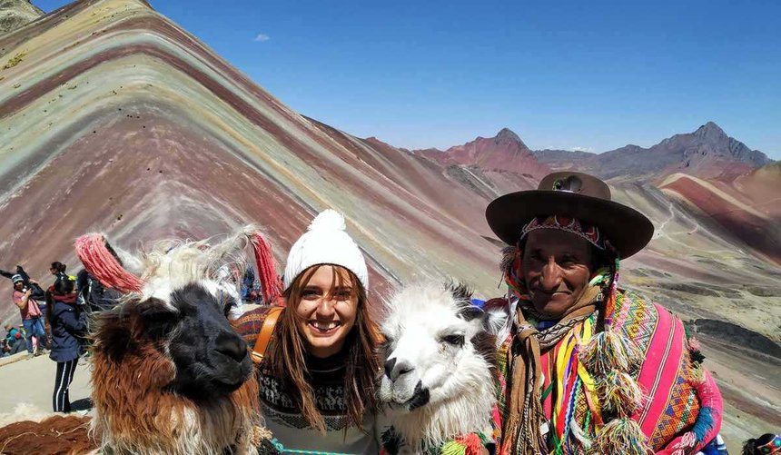 rainbow mountain hike